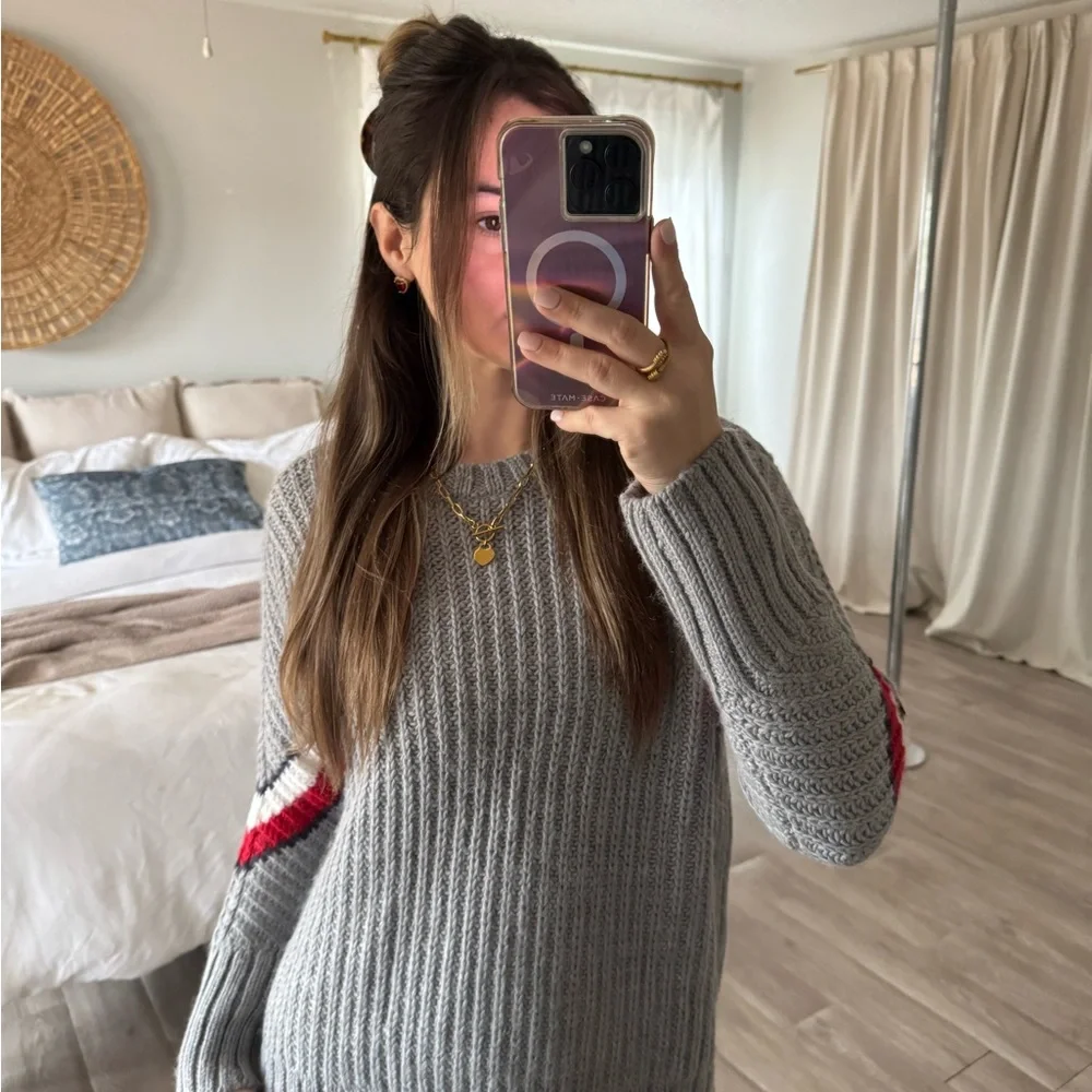 Tommy Hilfiger Gray Sweater with Red and White Stripes